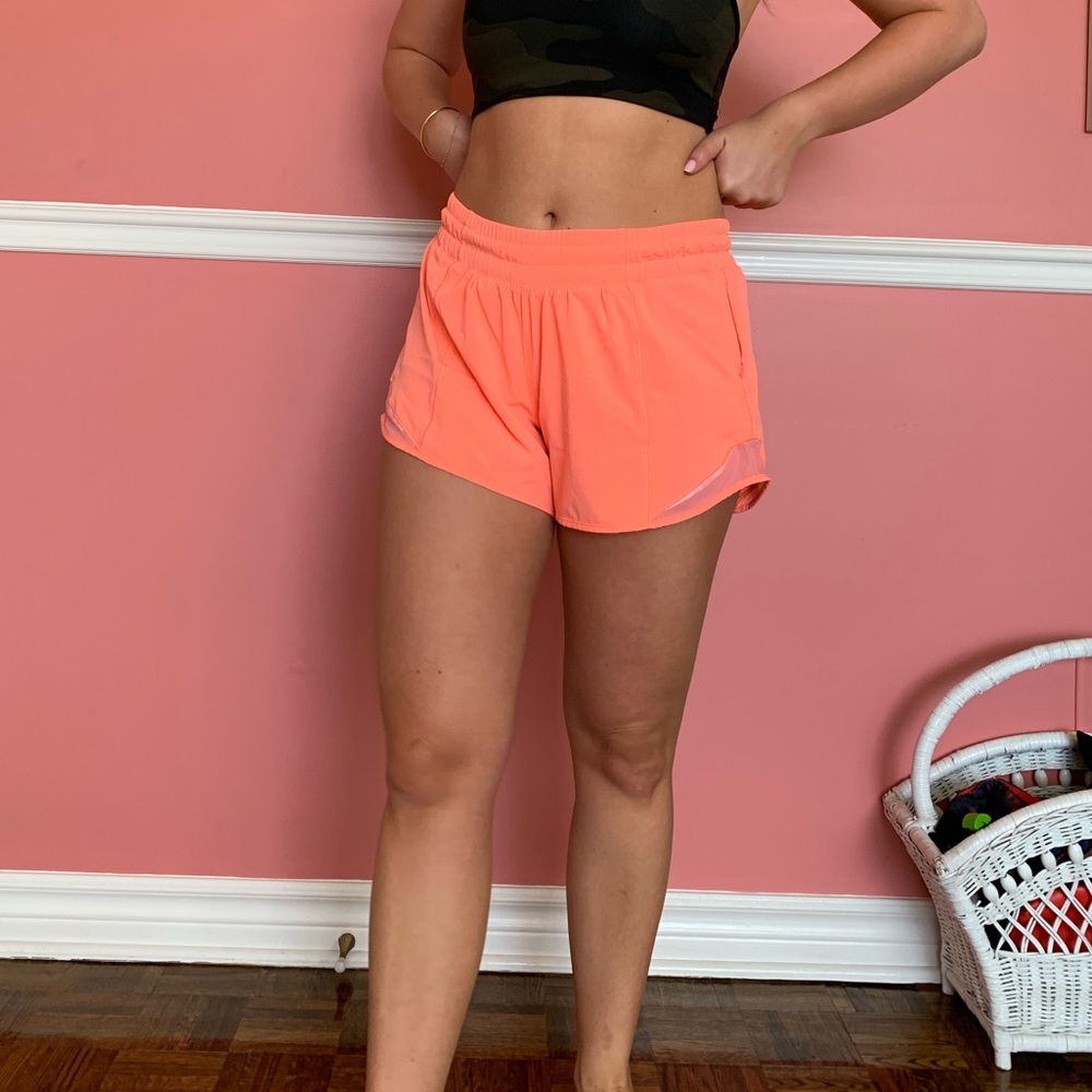 Lululemon track that shorts